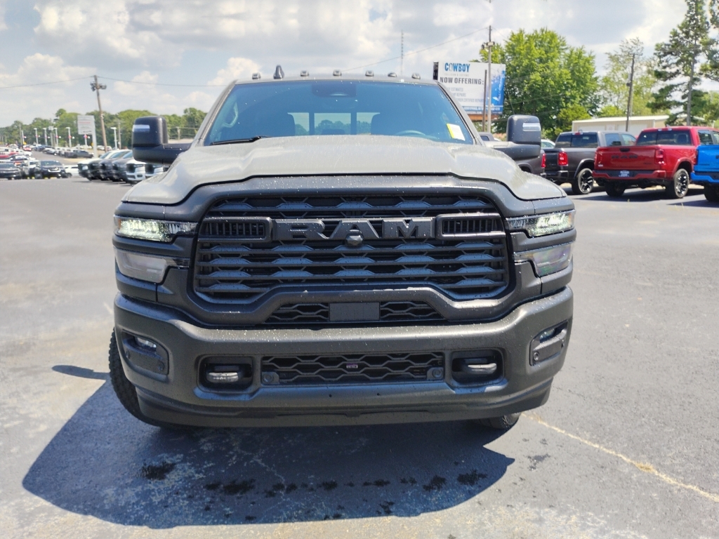 2026 Ram 2500 Tradesman photo 2