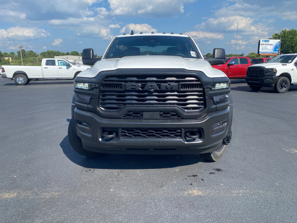 2026 Ram 5500 Chassis Tradesman photo 2
