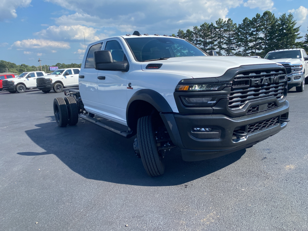 2026 Ram 5500 Chassis Tradesman photo 3