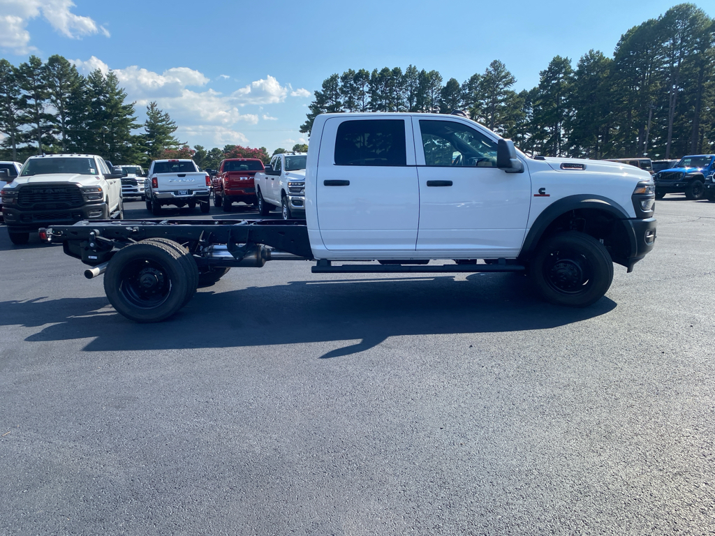 2026 Ram 5500 Chassis Tradesman photo 4