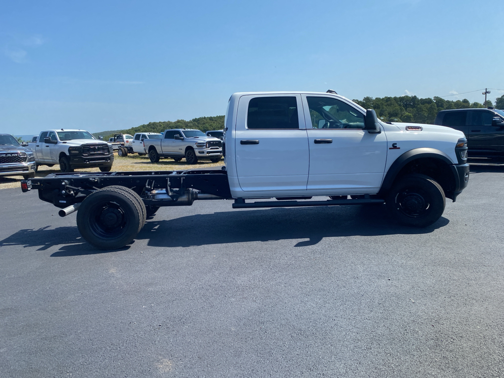 2026 Ram 5500 Chassis Tradesman photo 4