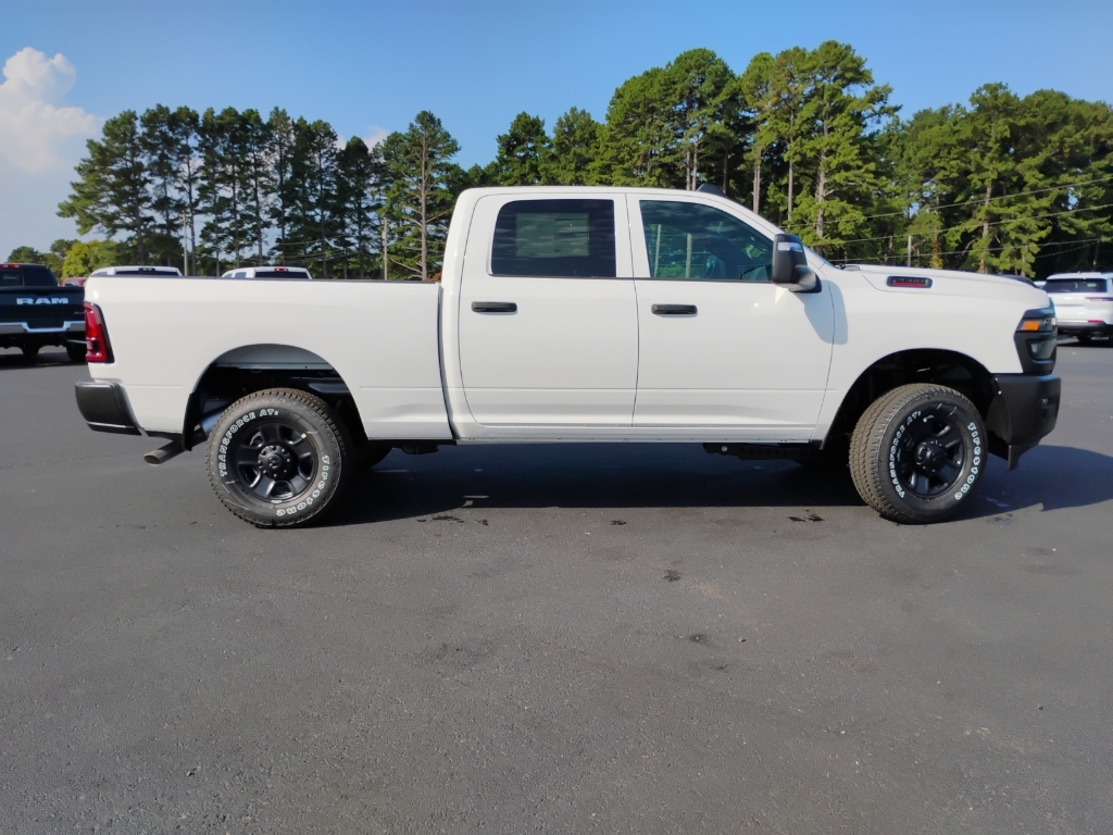 2026 Ram 2500 Tradesman photo 4
