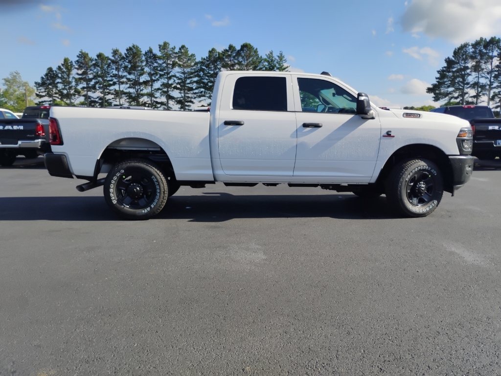 2026 Ram 2500 Tradesman photo 4