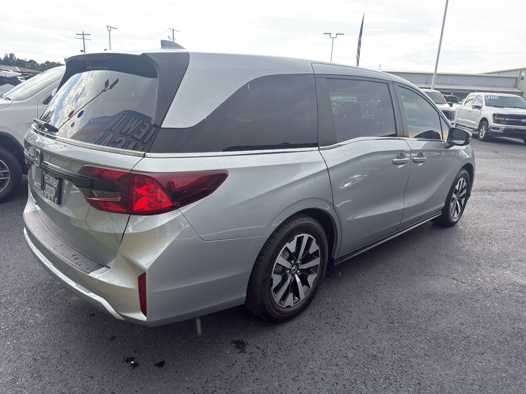 2025 Honda Odyssey EX-L photo 4