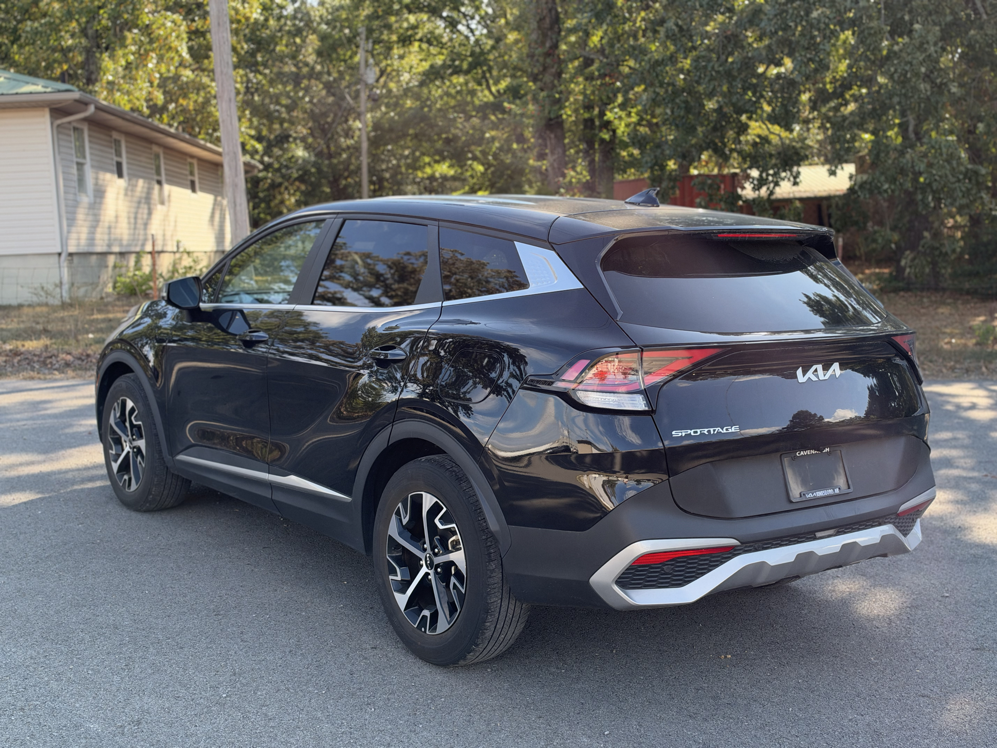 2023 Kia Sportage EX photo 4