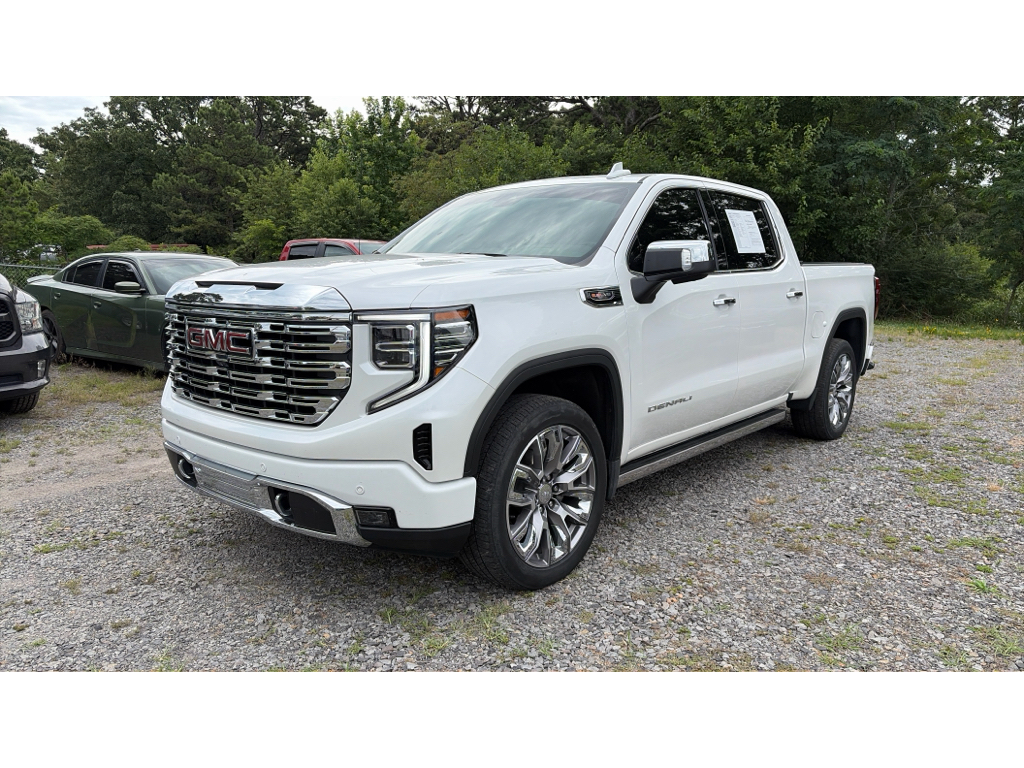 2023 GMC Sierra Denali photo 1