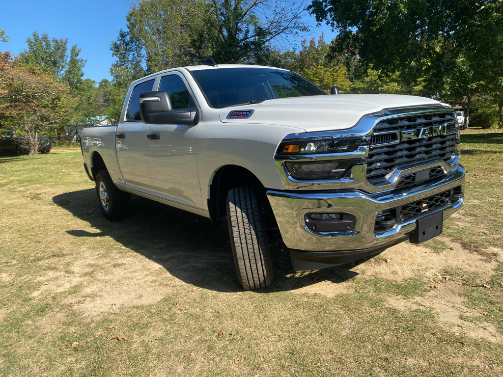2026 Ram 2500 Tradesman photo 3