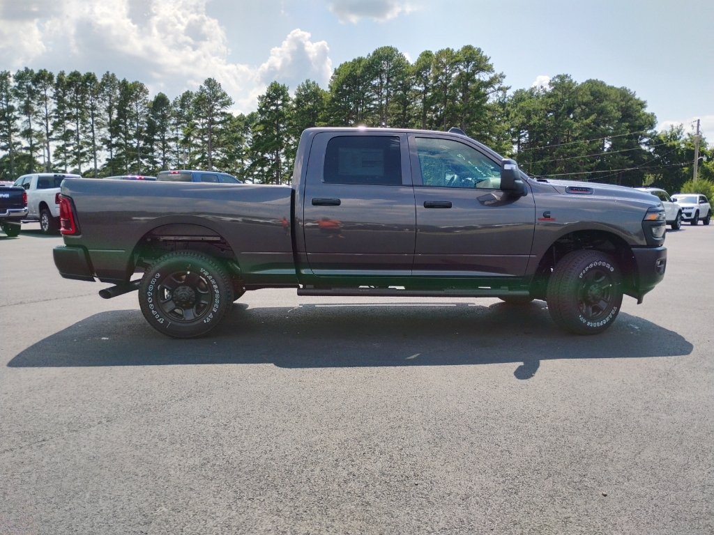 2026 Ram 3500 Tradesman photo 4
