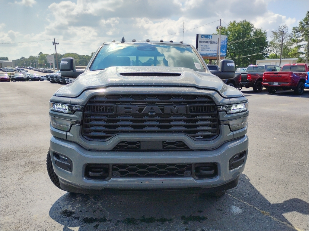 2026 Ram 2500 Black Express photo 2