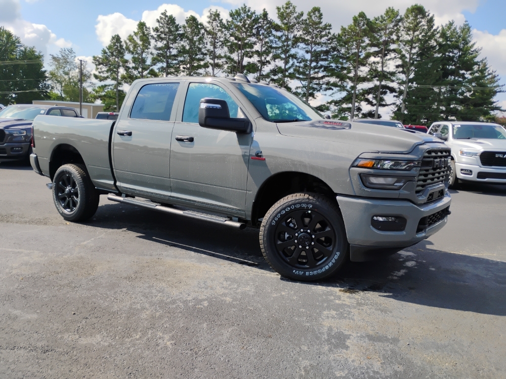 2026 Ram 2500 Black Express photo 3