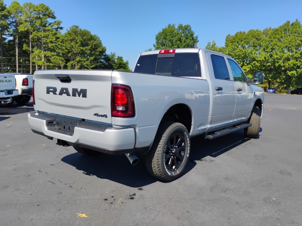 2026 Ram 2500 Black Express photo 5