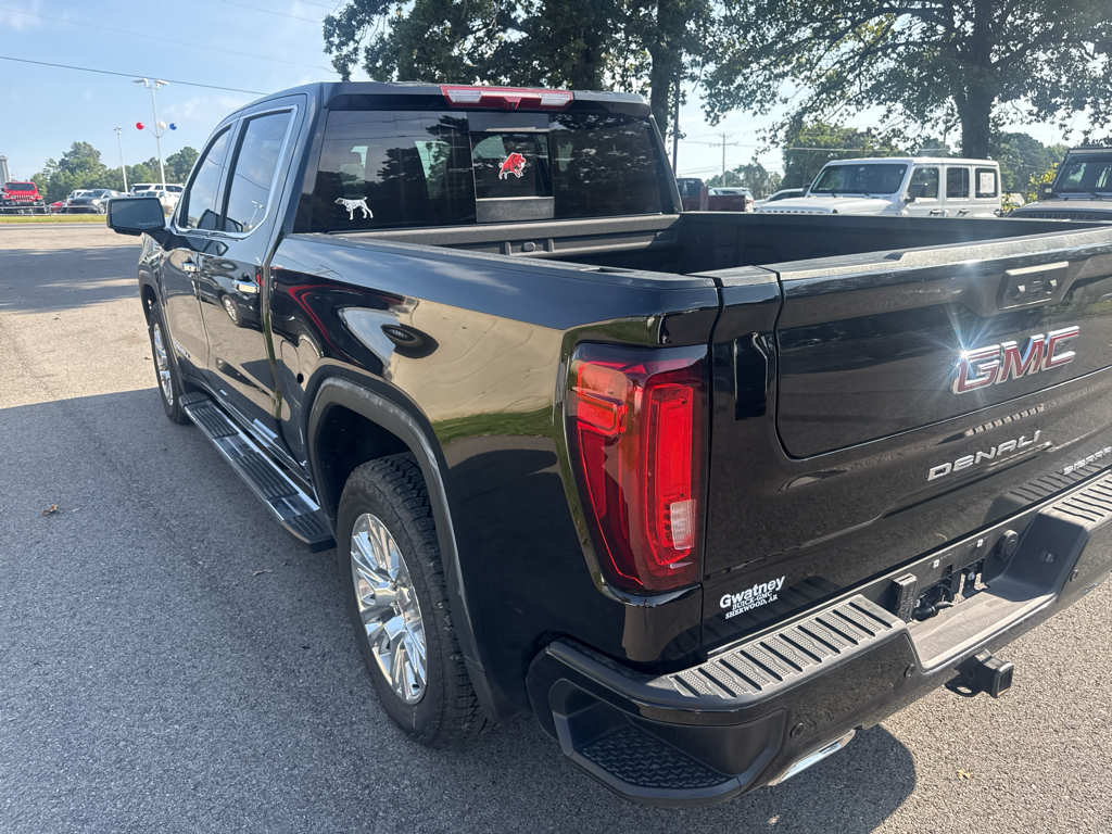 2025 GMC Sierra Denali photo 4