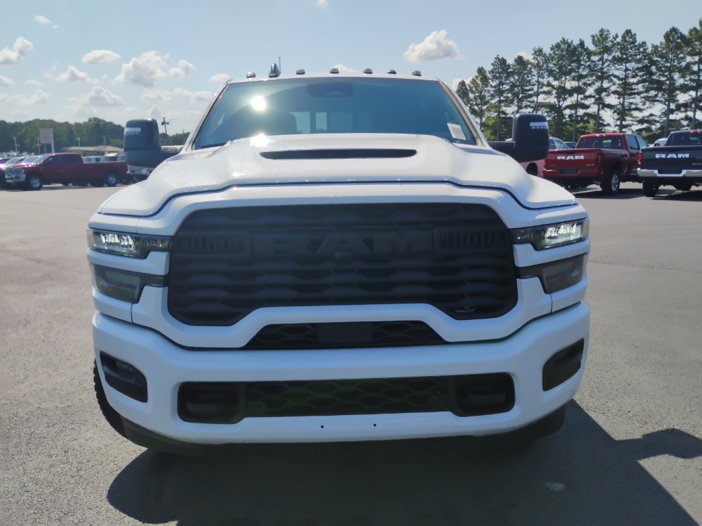 2026 Ram 2500 Black Express photo 2