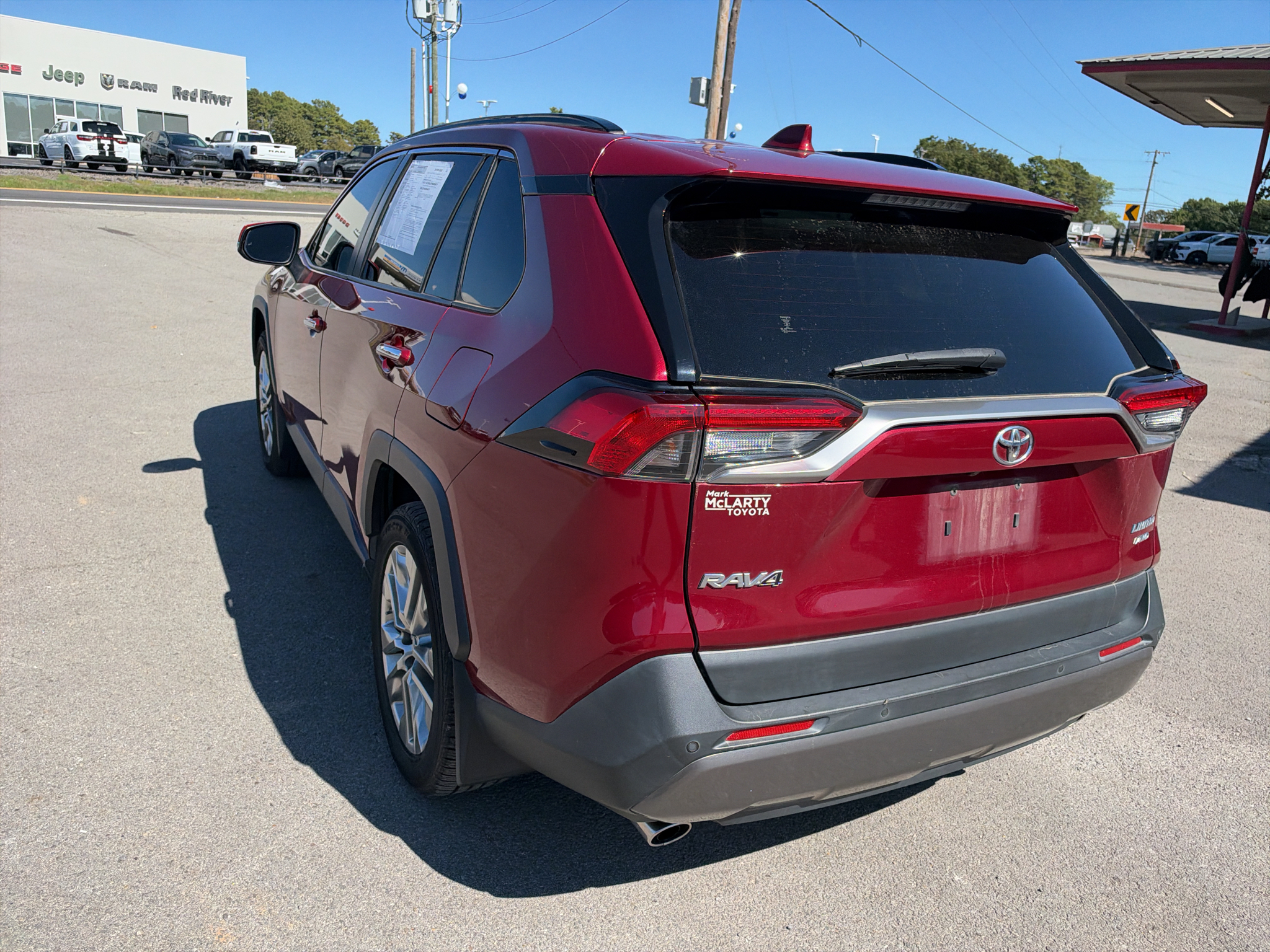 2019 Toyota RAV4 Limited photo 4