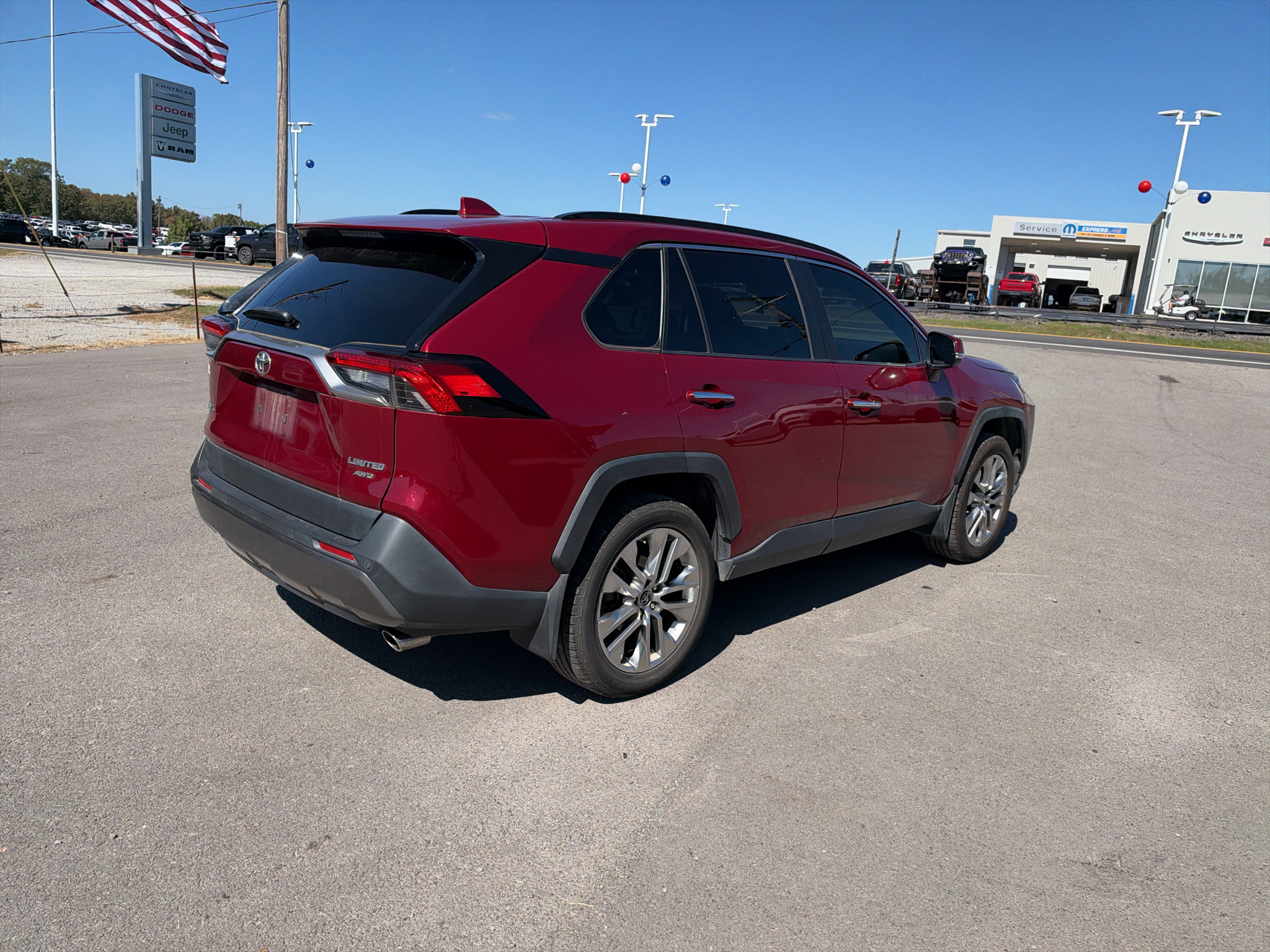 2019 Toyota RAV4 Limited photo 3