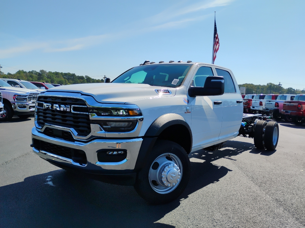 2026 Ram 5500 Chassis Tradesman photo 1
