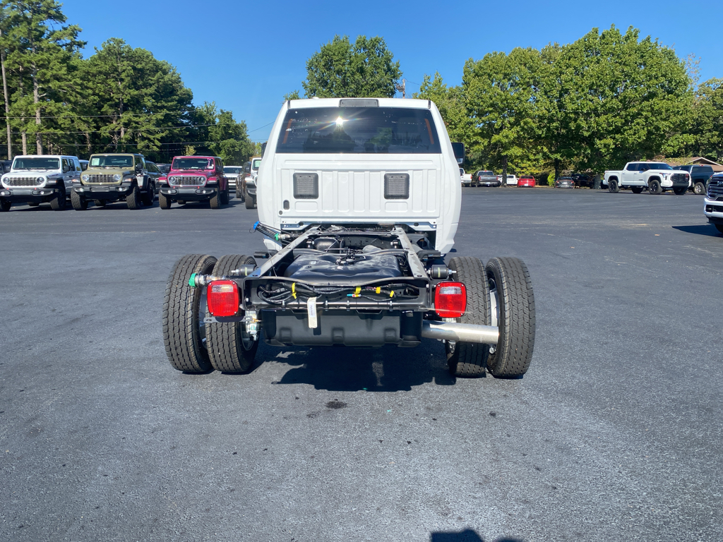 2027 Ram 4500 Chassis Tradesman photo 6