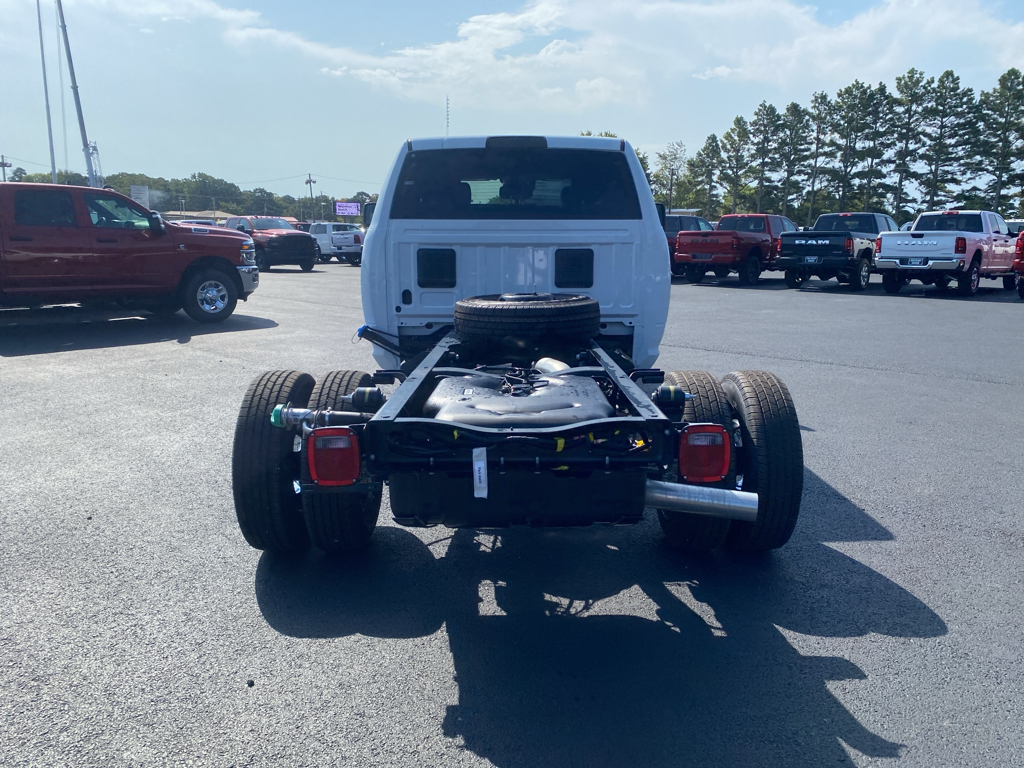 2026 Ram 3500 Chassis Tradesman photo 6