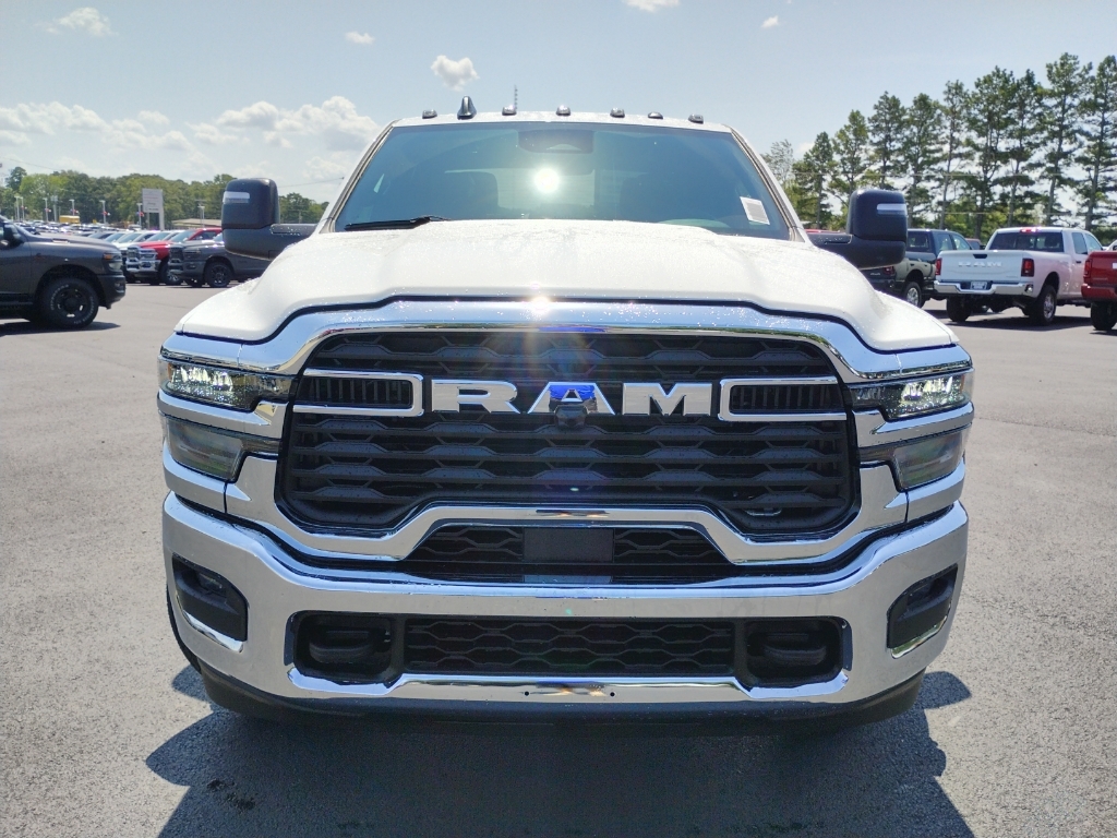 2026 Ram 3500 Chassis Tradesman photo 2