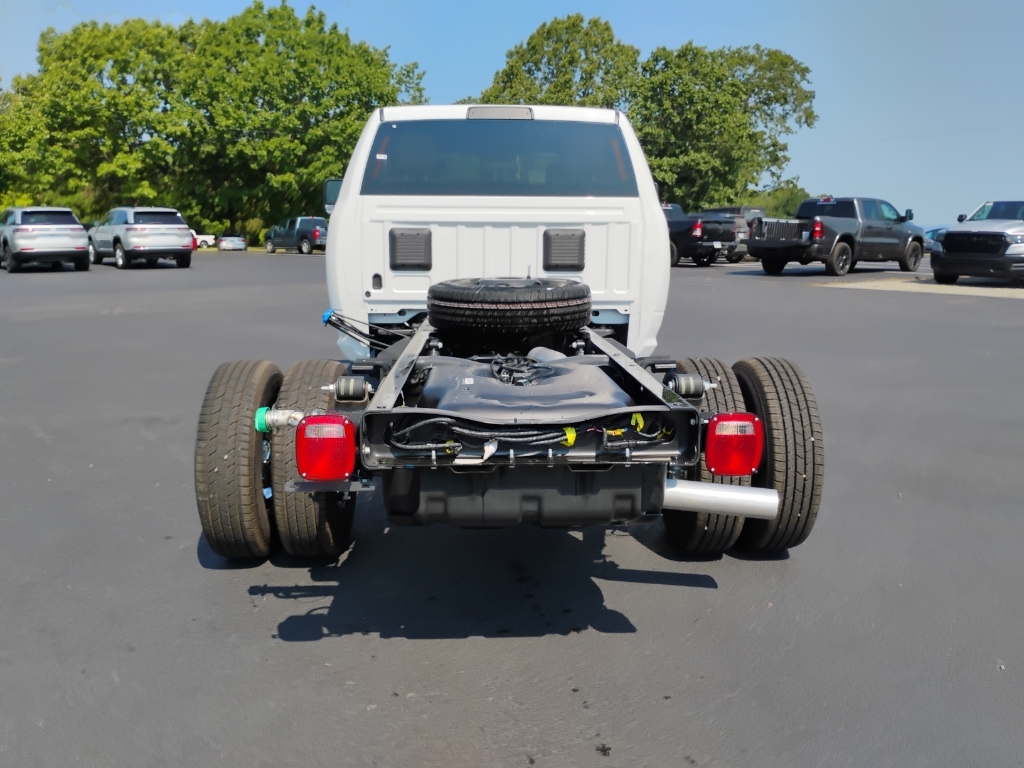 2026 Ram 3500 Chassis Tradesman photo 6