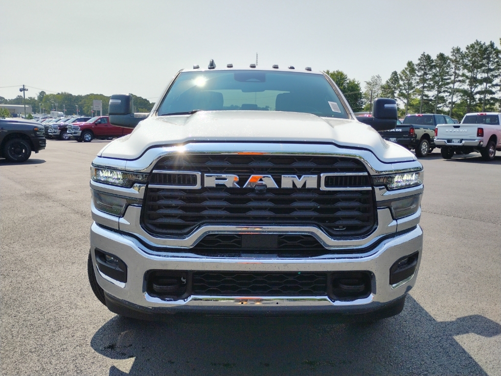 2026 Ram 3500 Chassis Tradesman photo 2