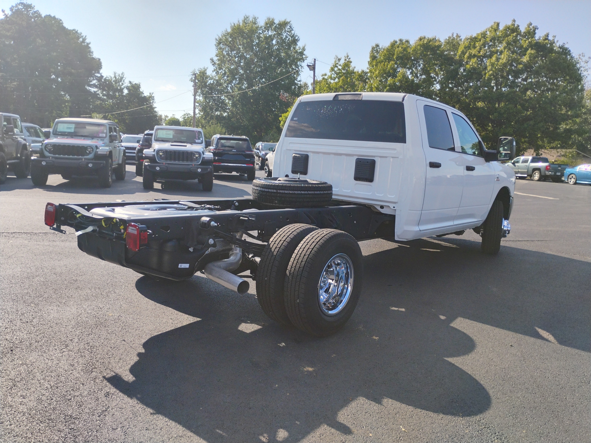 2026 Ram 3500 Chassis Tradesman photo 5
