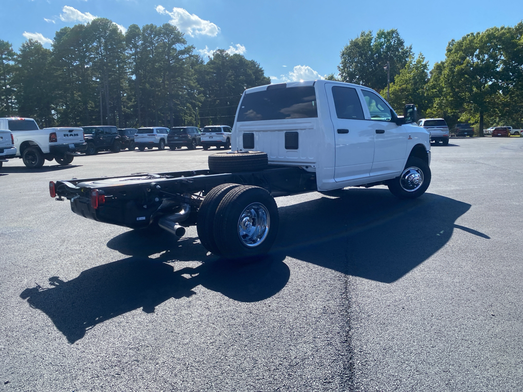 2026 Ram 3500 Chassis Tradesman photo 5
