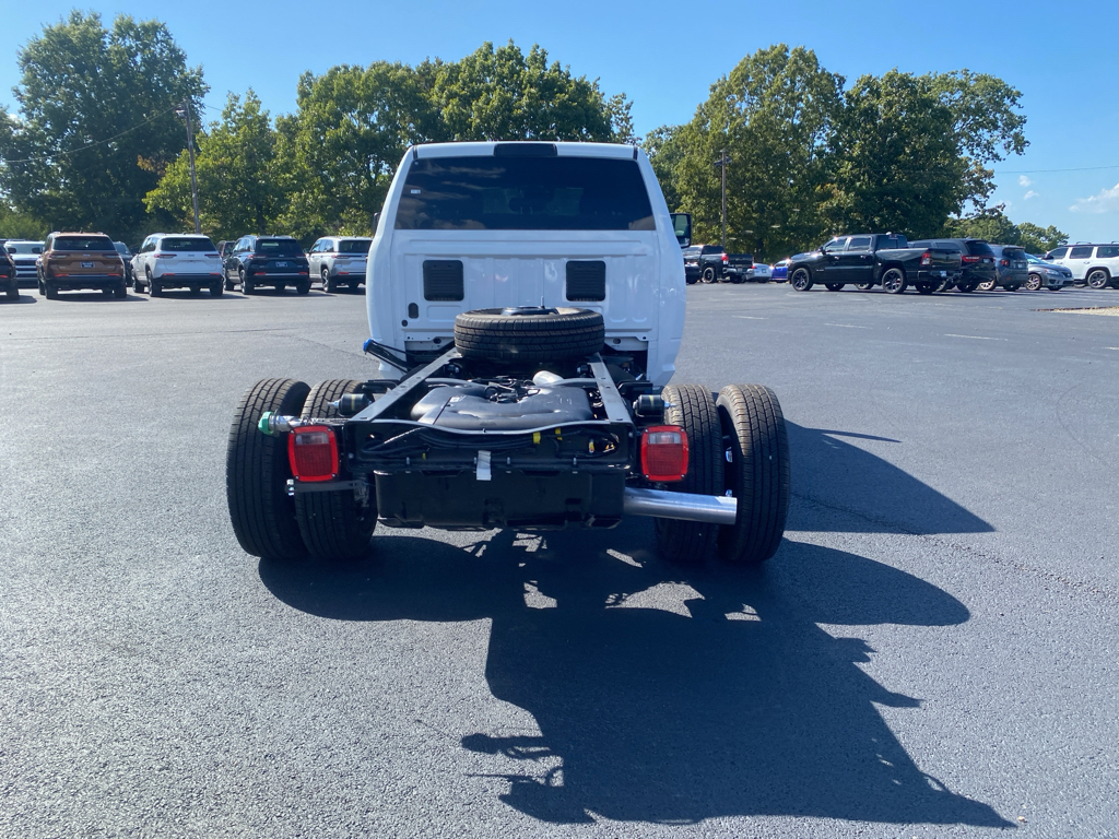 2026 Ram 3500 Chassis Tradesman photo 6