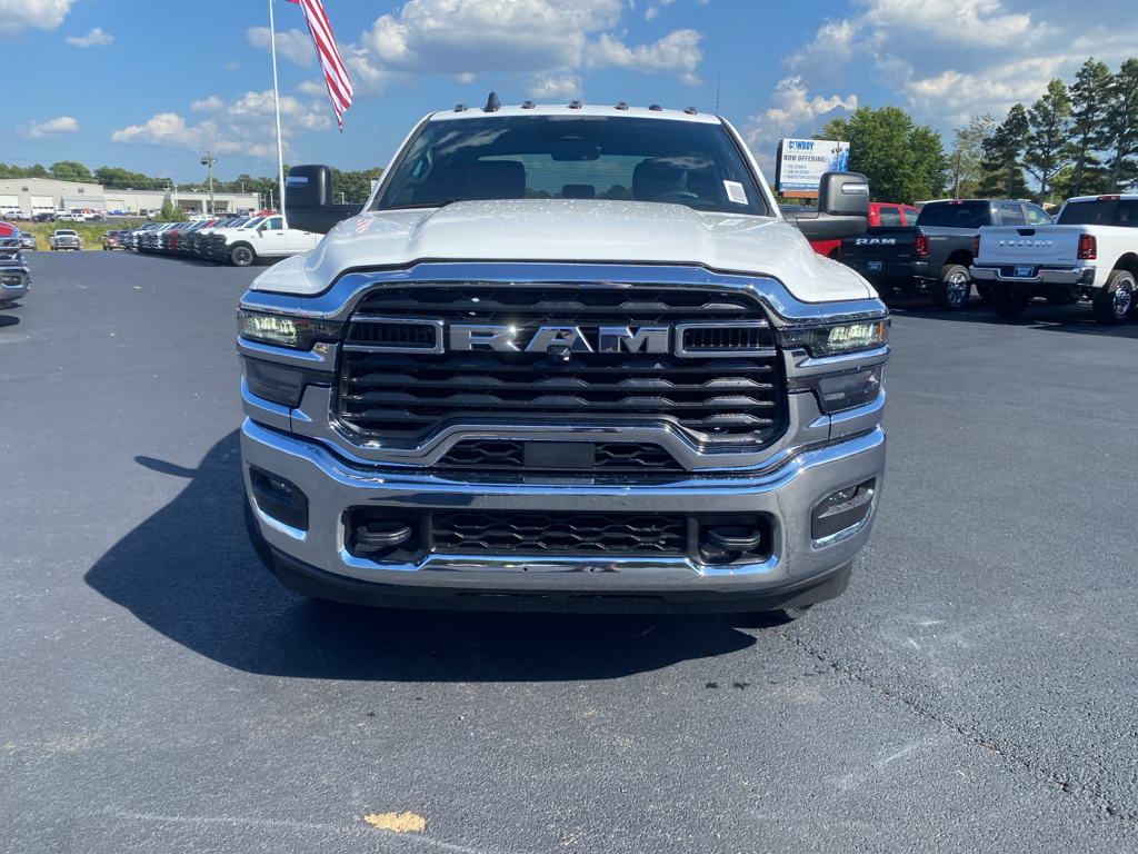 2026 Ram 3500 Chassis Tradesman photo 2