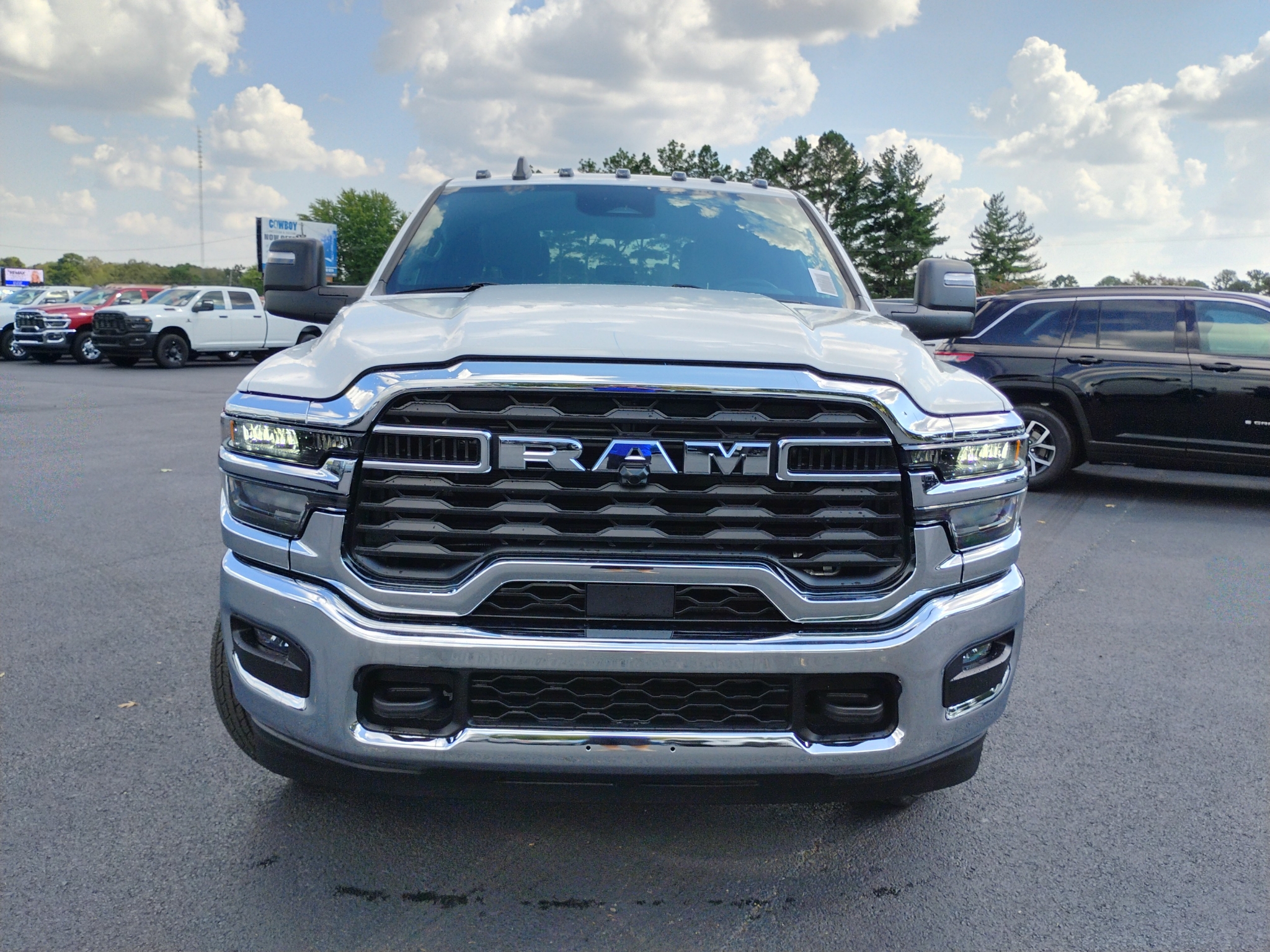 2026 Ram 3500 Chassis Tradesman photo 2