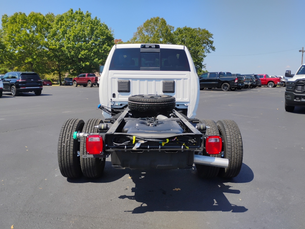 2026 Ram 3500 Chassis Tradesman photo 6