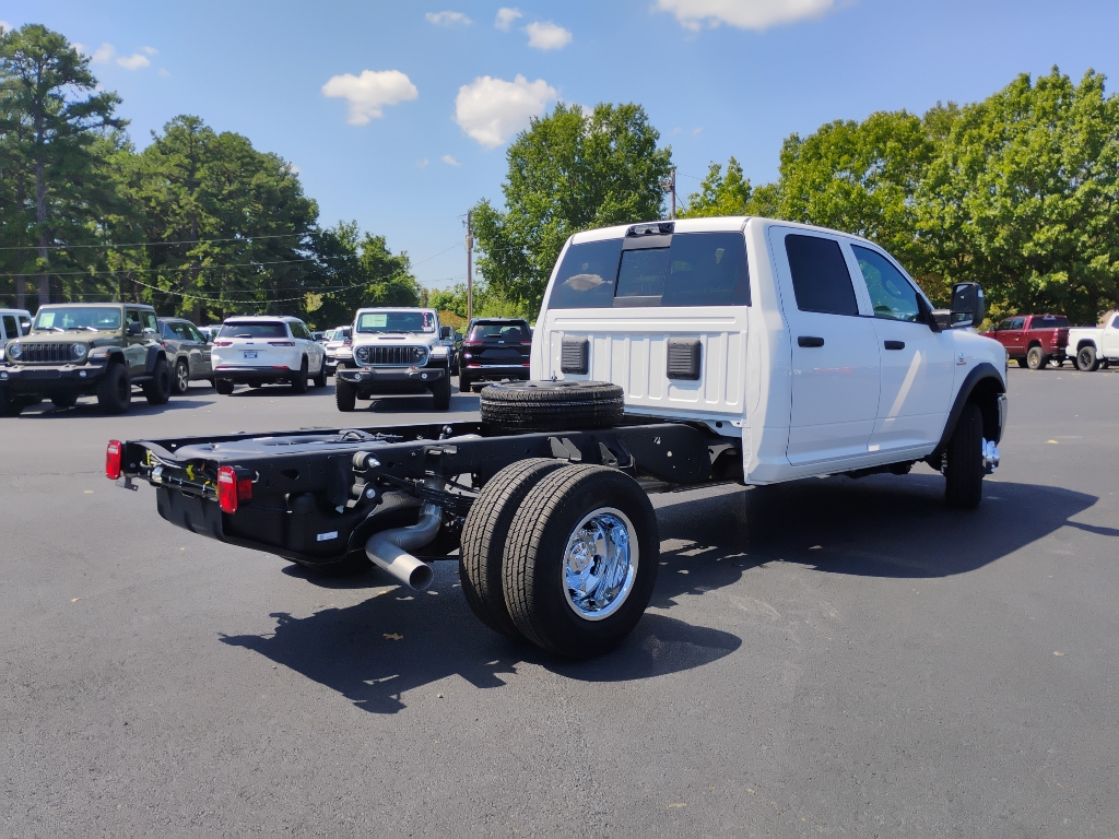 2026 Ram 3500 Chassis Tradesman photo 5
