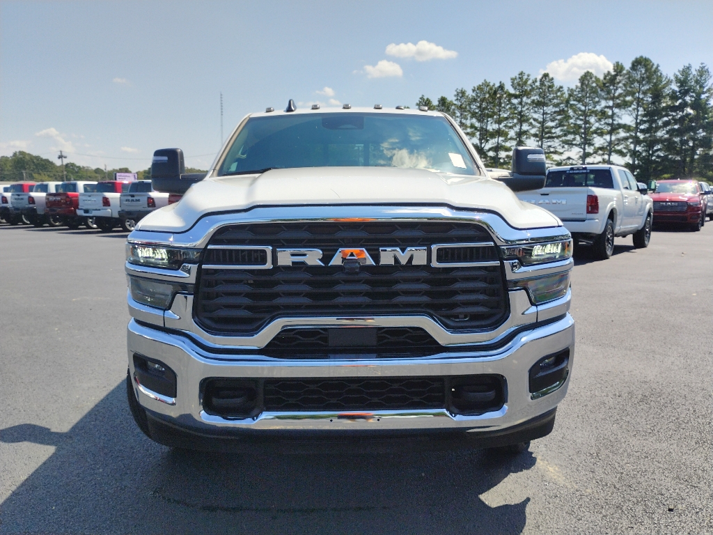 2026 Ram 3500 Chassis Tradesman photo 2