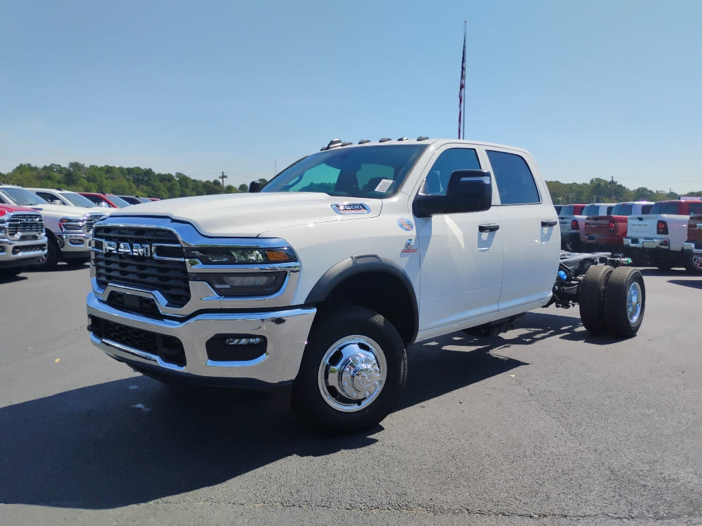 2026 Ram 3500 Chassis Tradesman photo 1