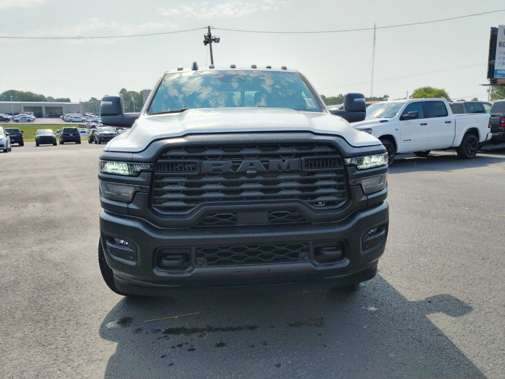 2026 Ram 2500 Tradesman photo 2