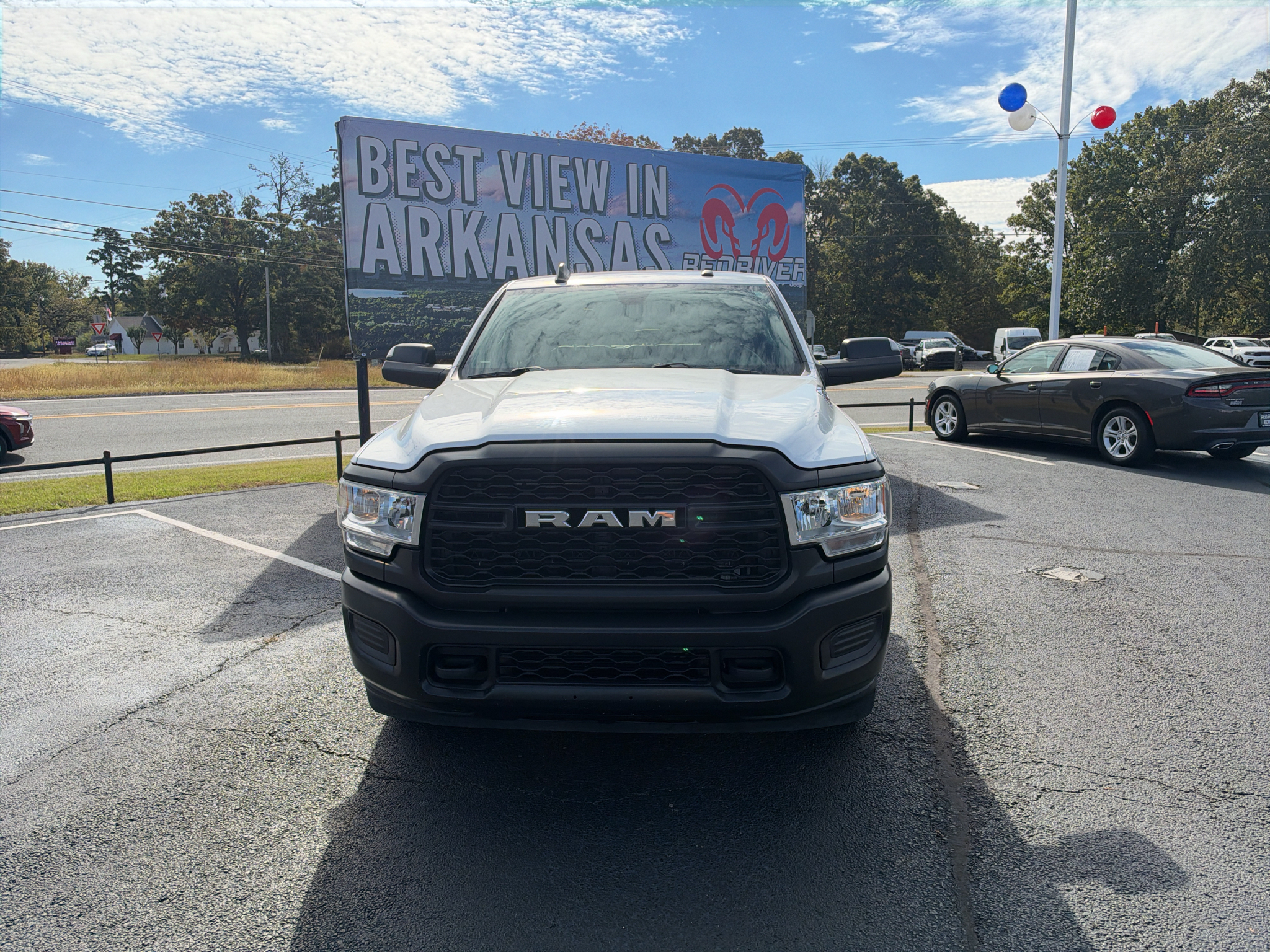 2020 Ram 2500 Tradesman photo 2