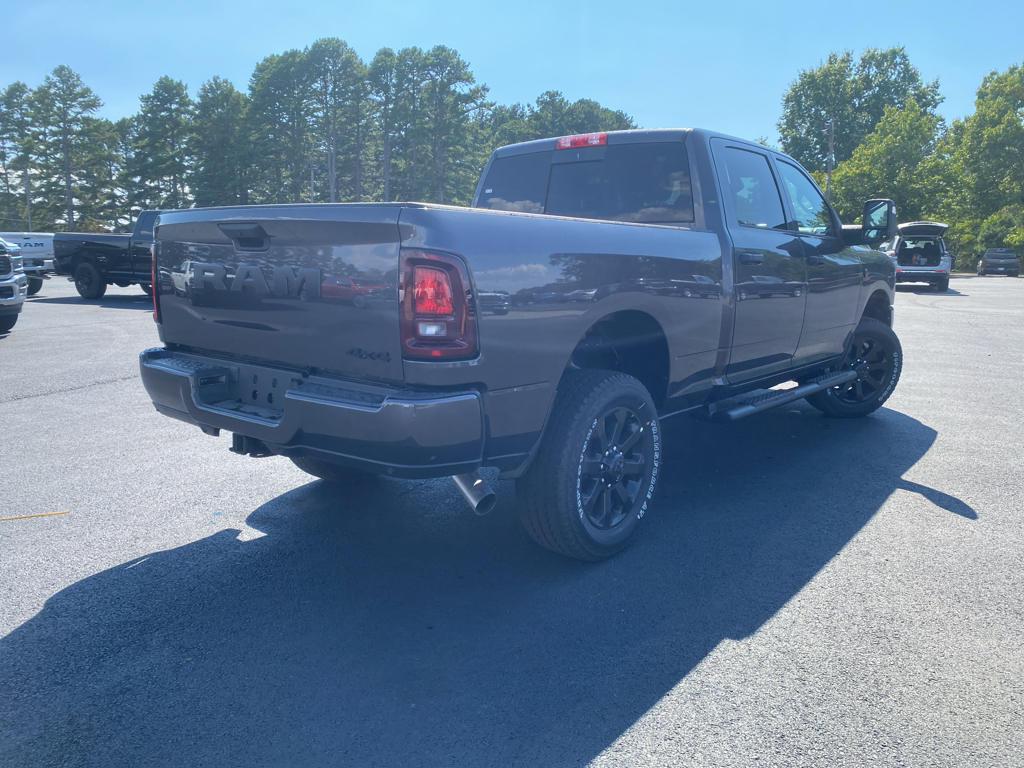 2026 Ram 2500 Black Express photo 5