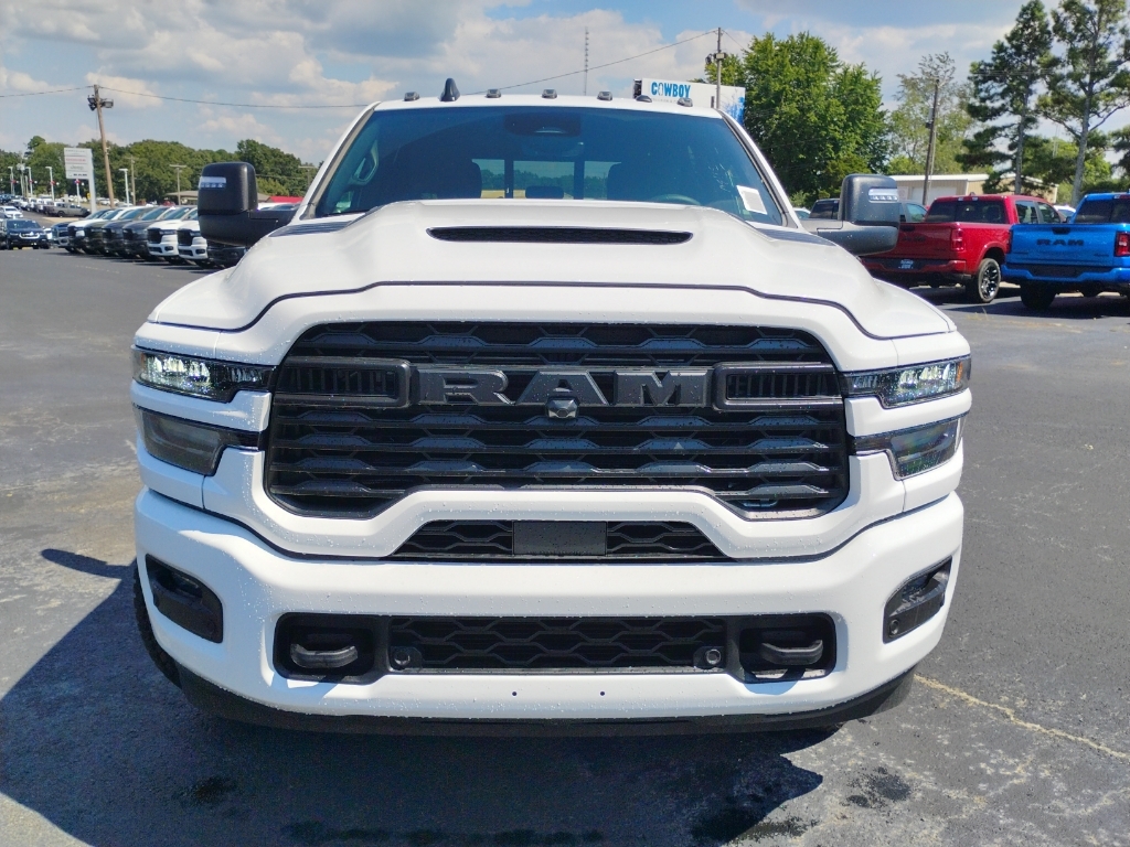2026 Ram 2500 Black Express photo 2