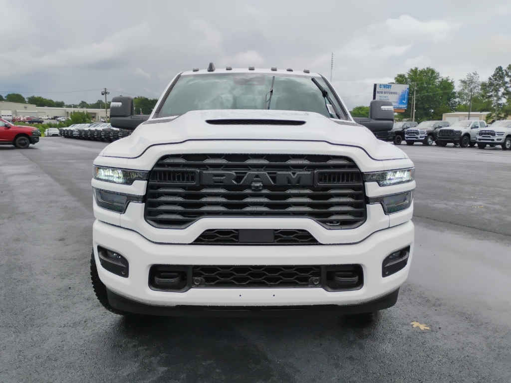 2026 Ram 2500 Black Express photo 2