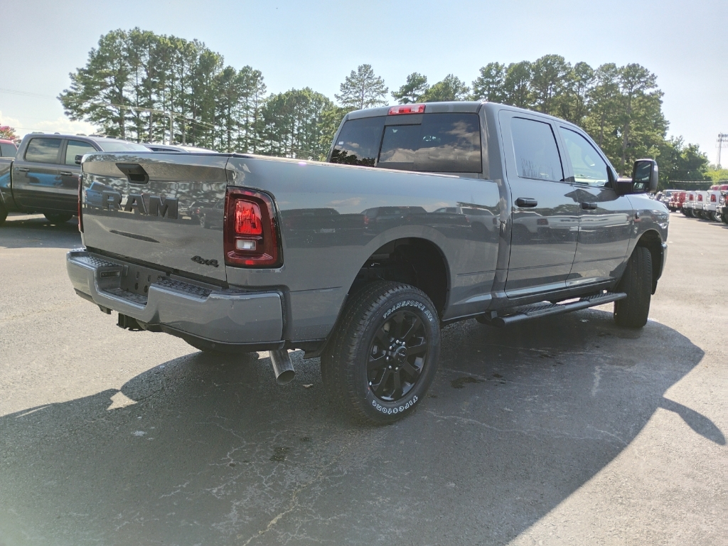 2026 Ram 2500 Black Express photo 5