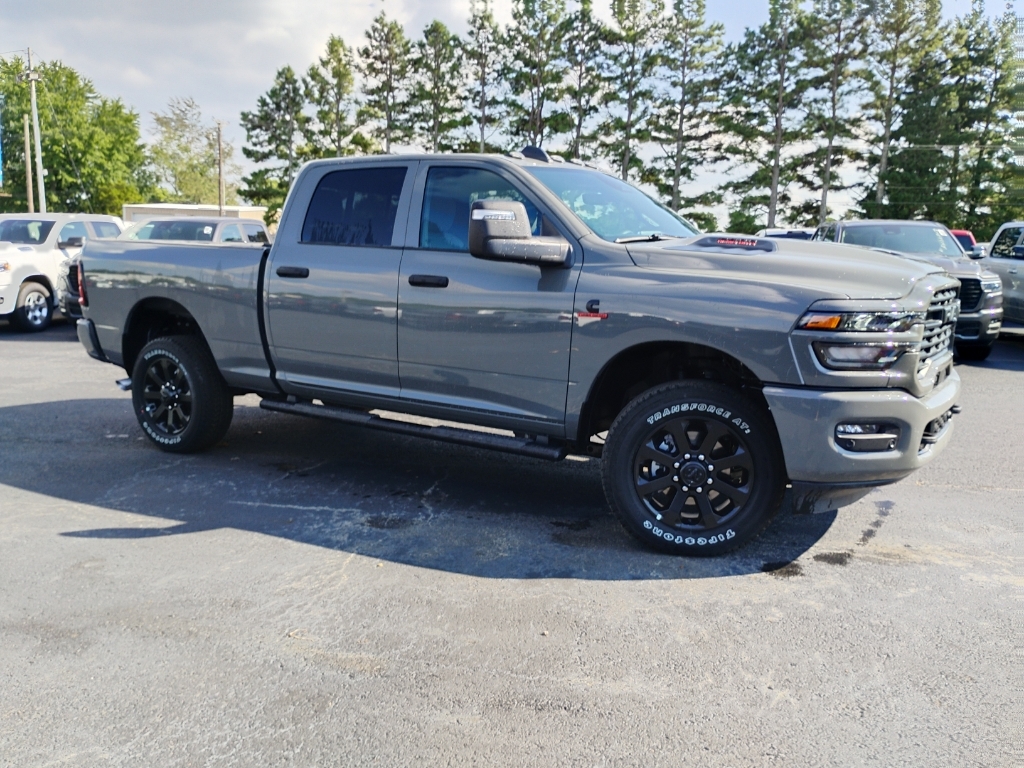 2026 Ram 2500 Black Express photo 3