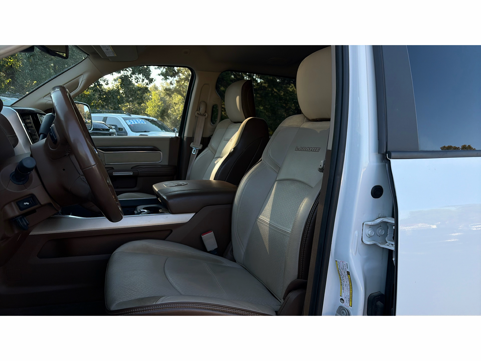 2019 Ram 2500 Laramie photo 6