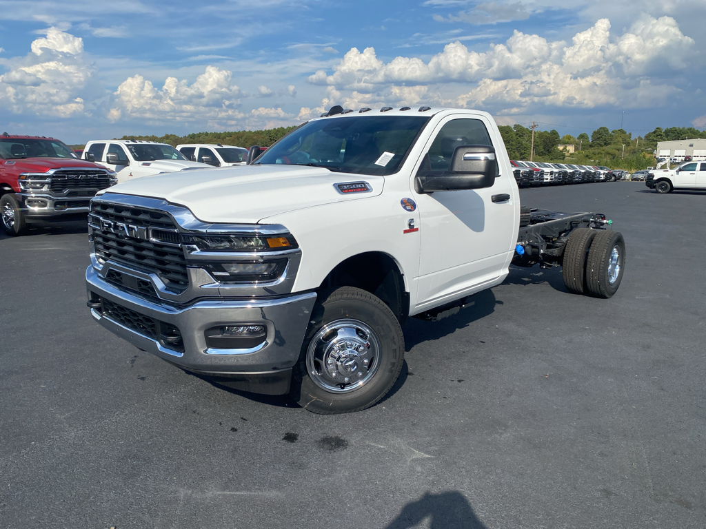 2027 Ram 3500 Chassis Tradesman photo 1