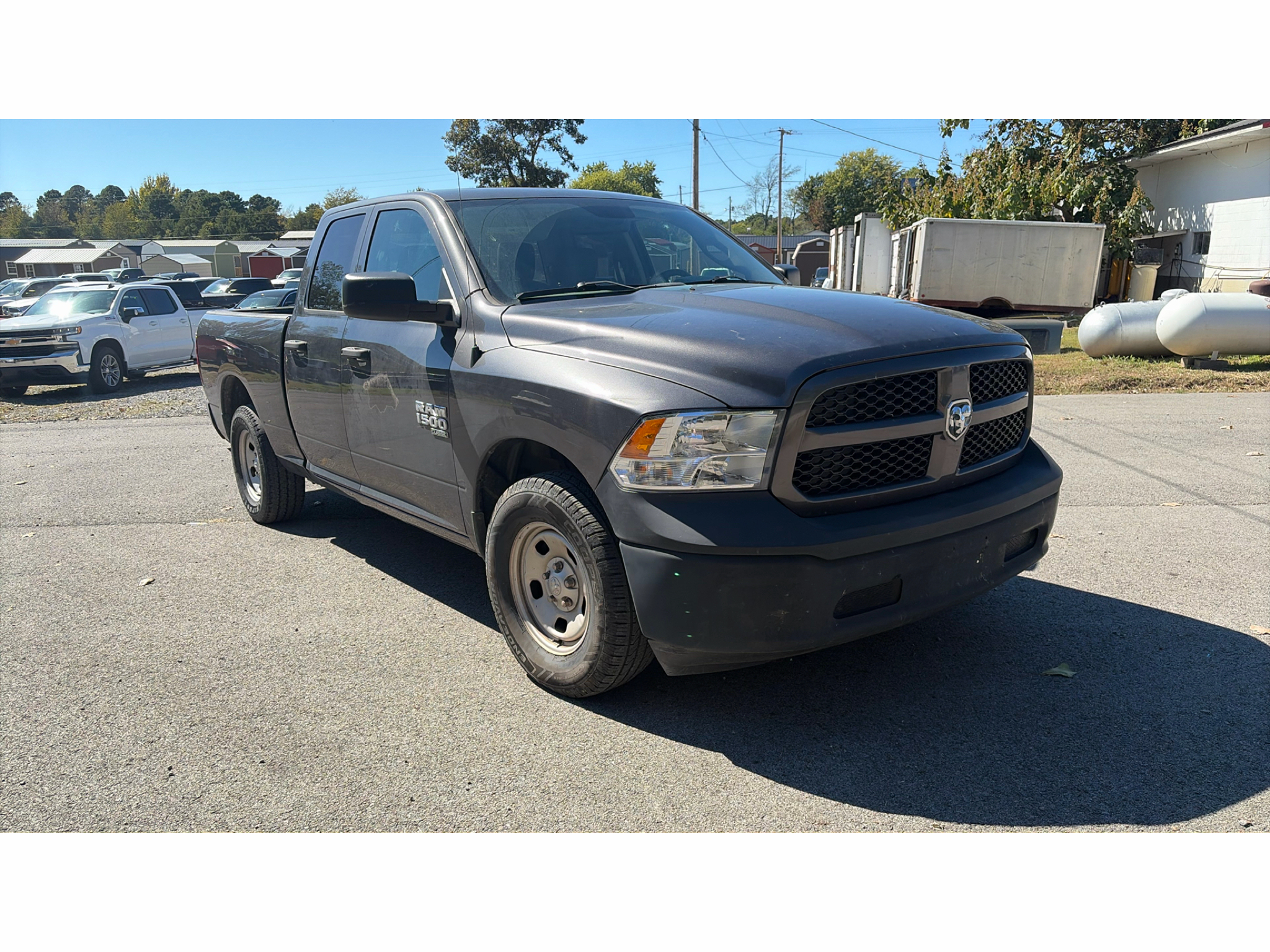 2019 Ram 1500 Classic Tradesman photo 2
