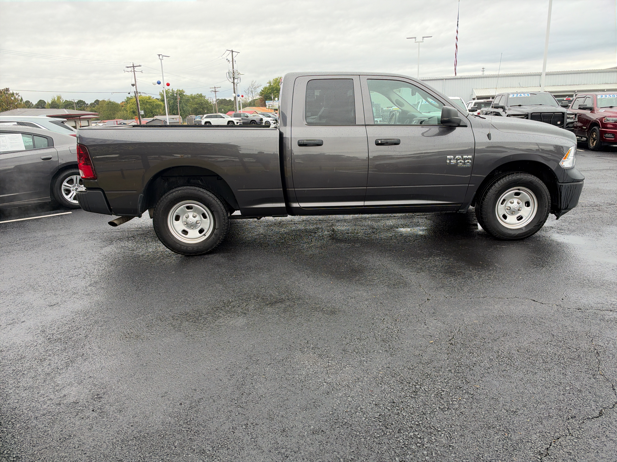 2019 Ram 1500 Classic Tradesman photo 4