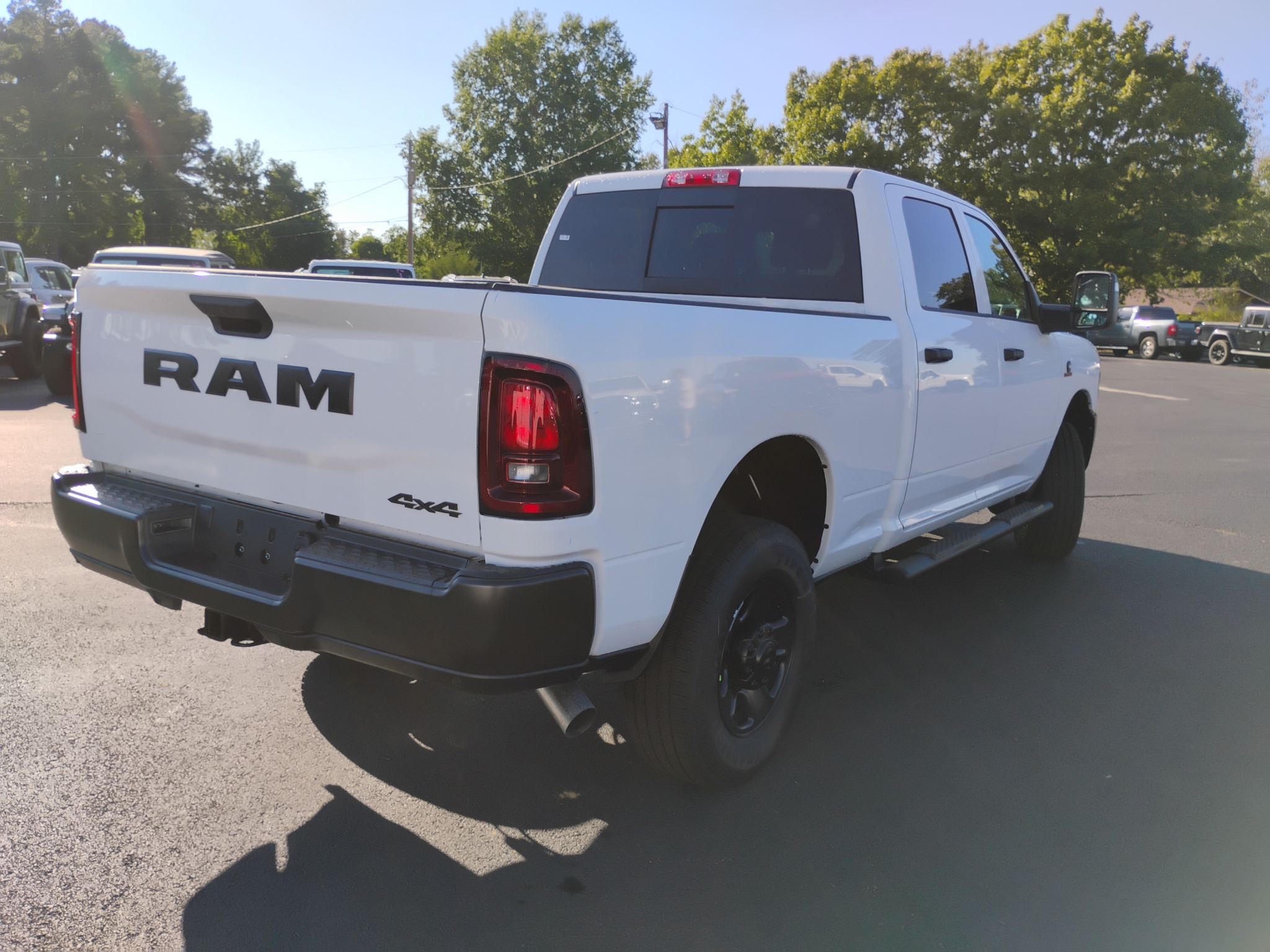 2027 Ram 2500 Tradesman photo 5