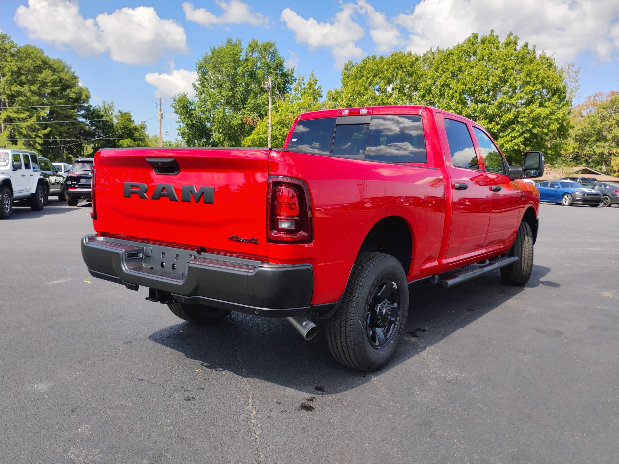 2027 Ram 2500 Tradesman photo 5