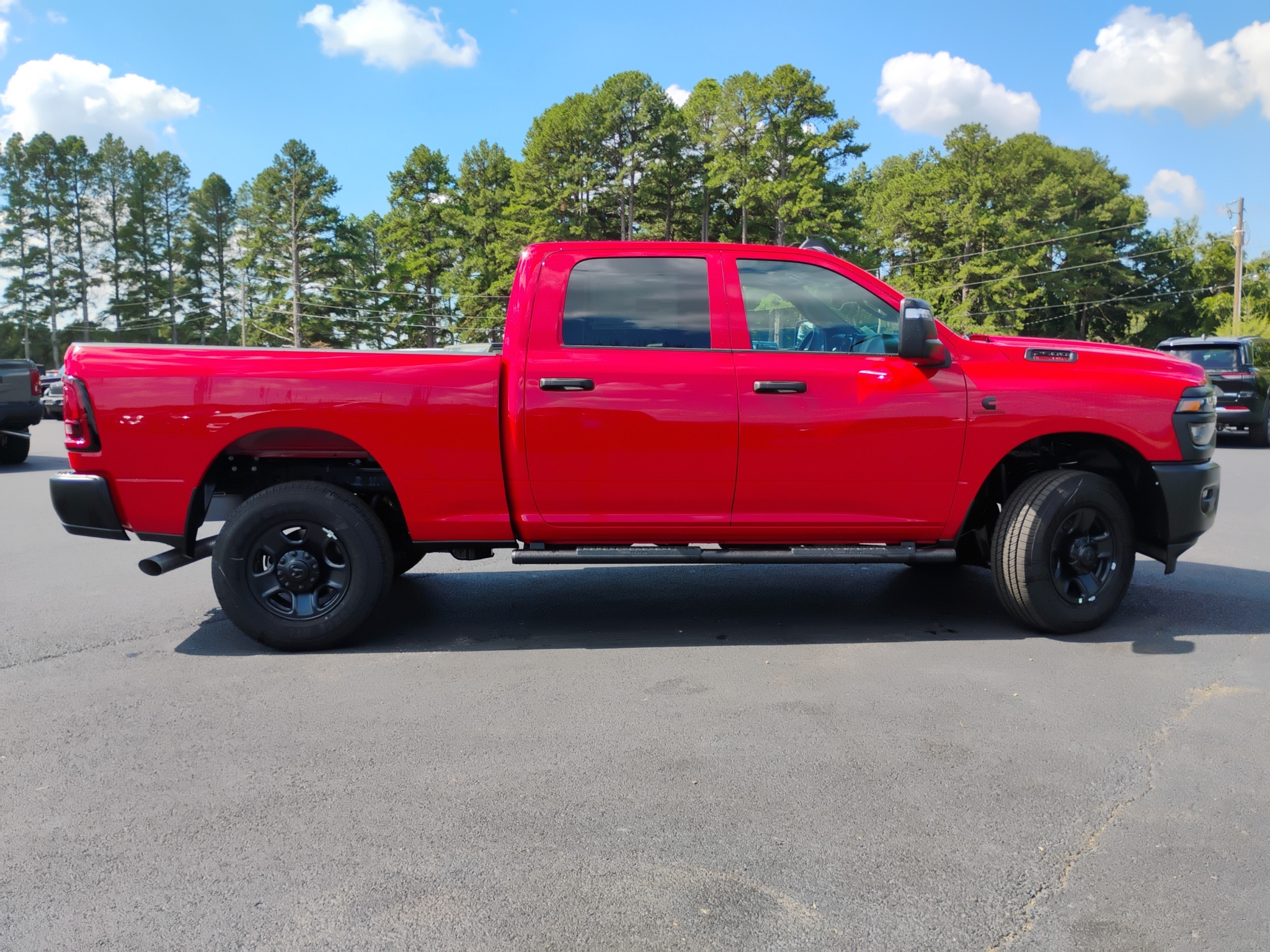 2027 Ram 2500 Tradesman photo 4