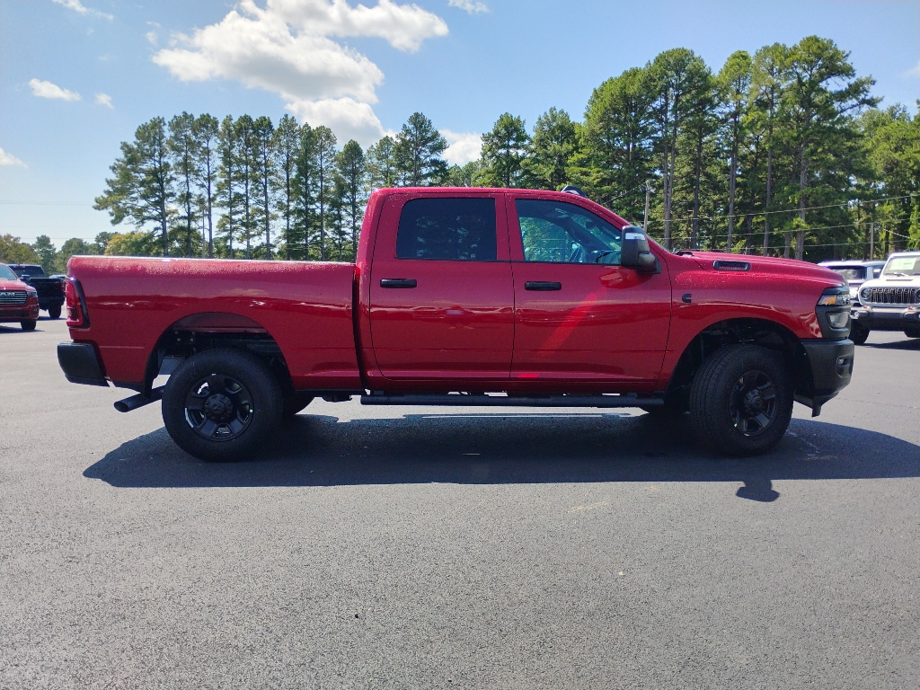 2027 Ram 2500 Tradesman photo 4
