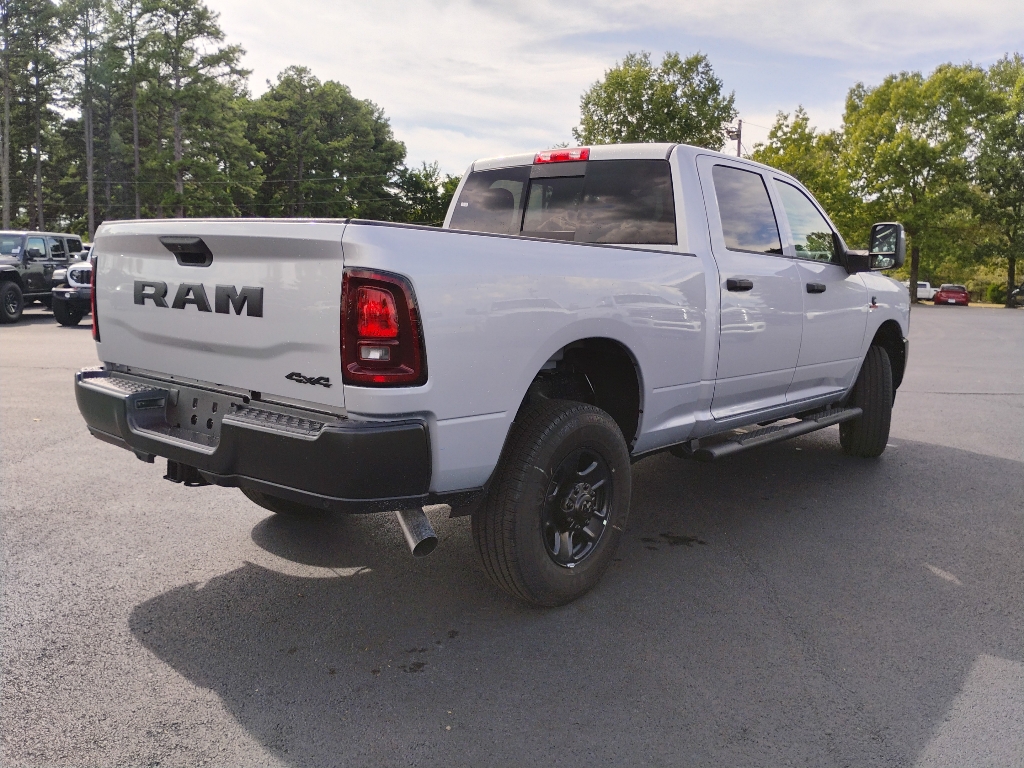 2027 Ram 2500 Tradesman photo 5